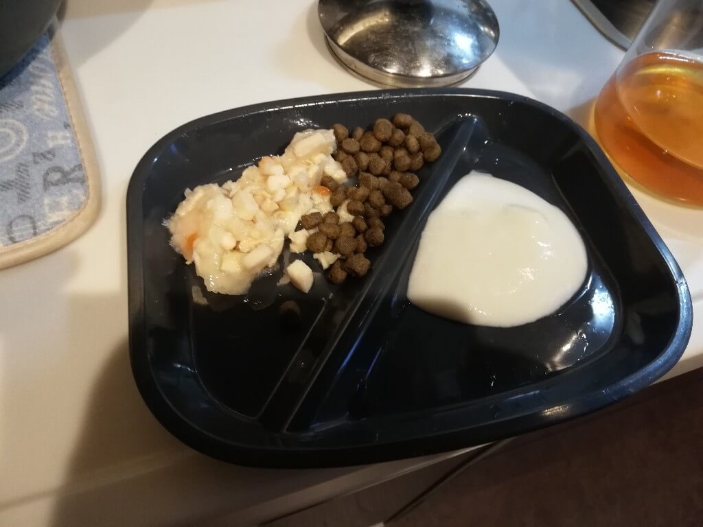去勢手術 ごはん 餌
